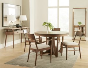 Space saving dining table 3